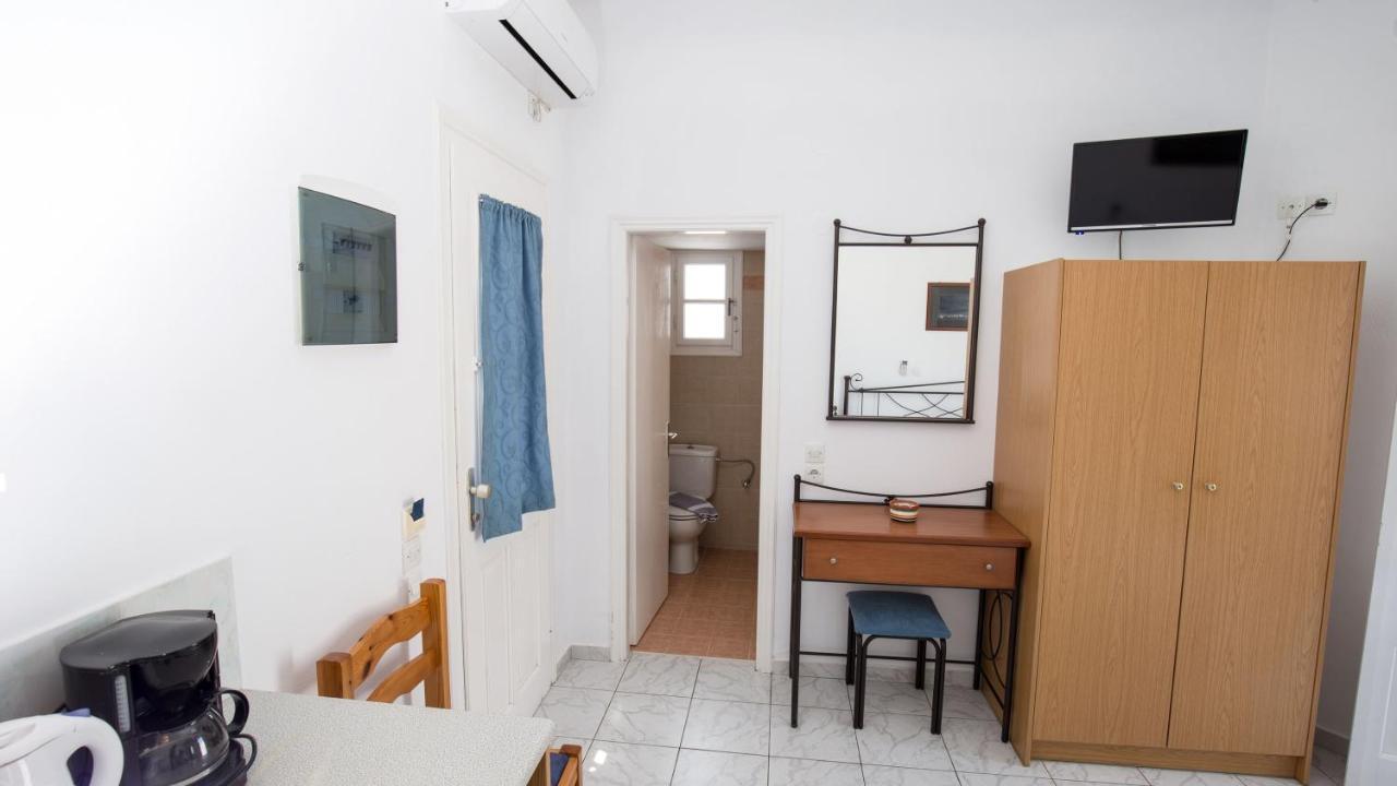 קמרס Boufounis Studios מראה חיצוני תמונה